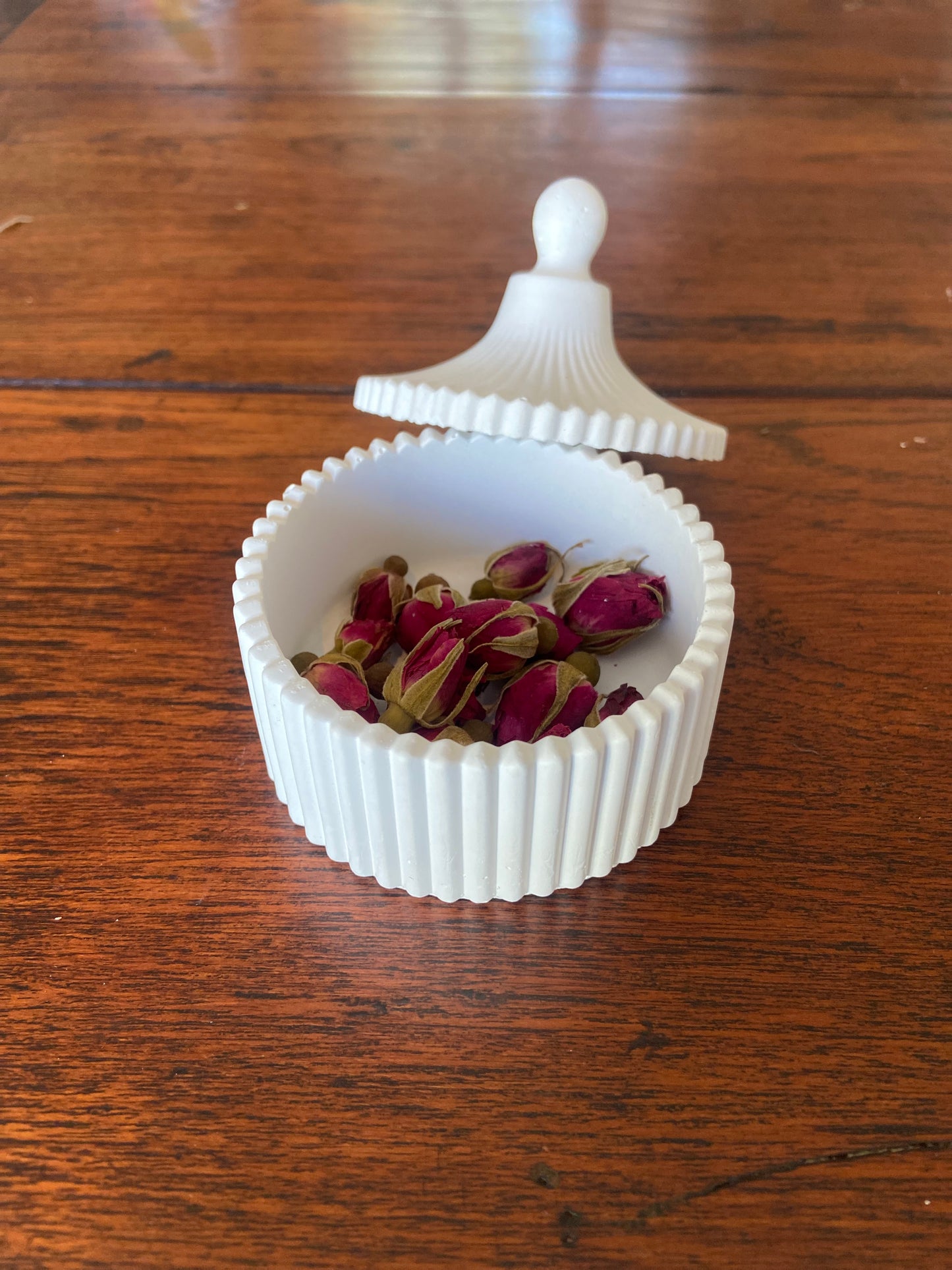 Handcast detailed vanity pot and lid