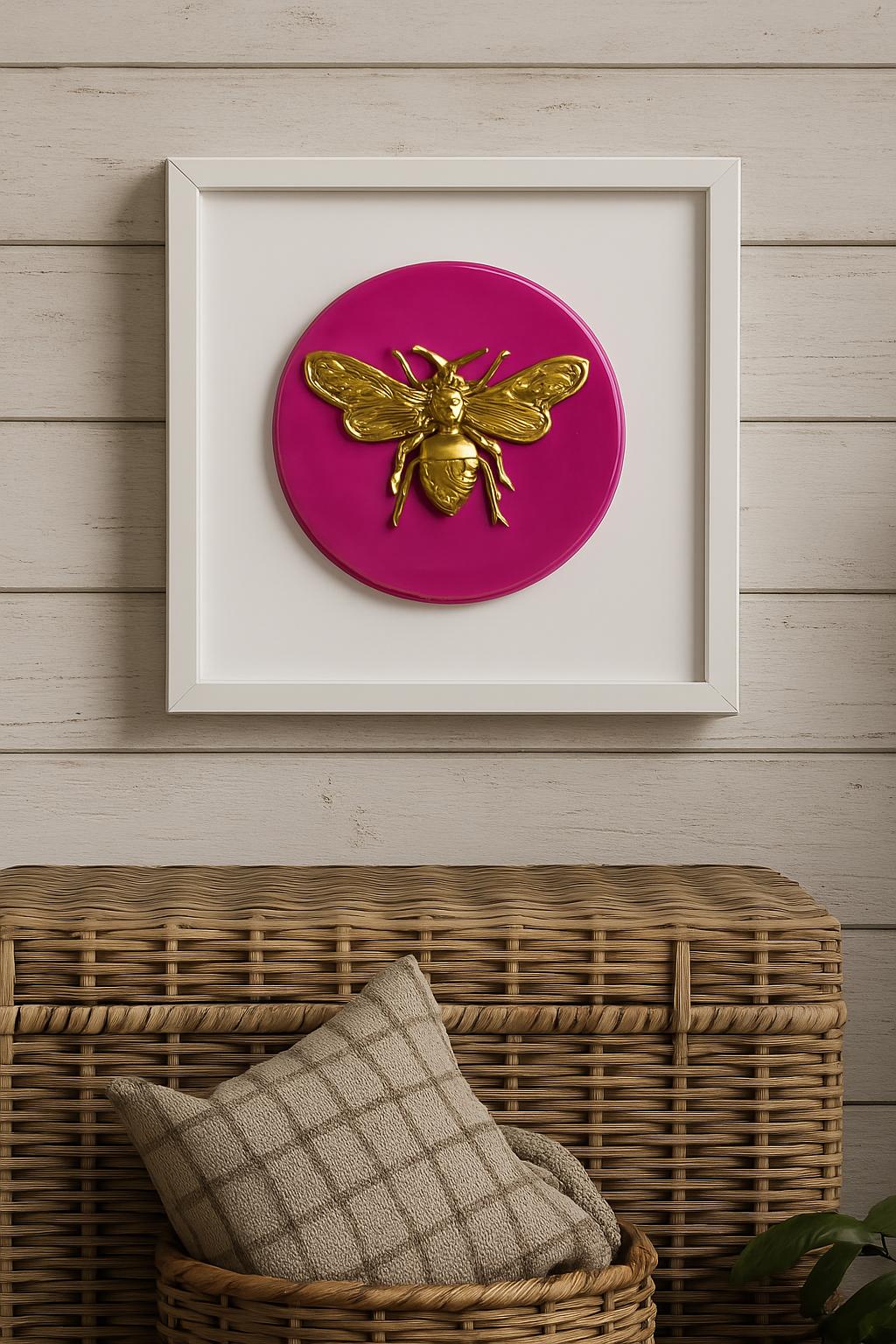 Gold Bee Wall Art in Box Frame – 18cm x 18cm