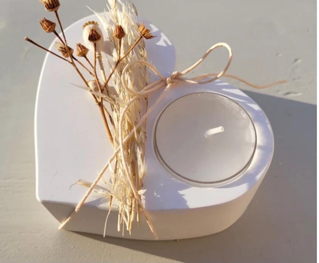 Handmade Heart-Shaped Tealight Holder – Minimalist & Elegant.
