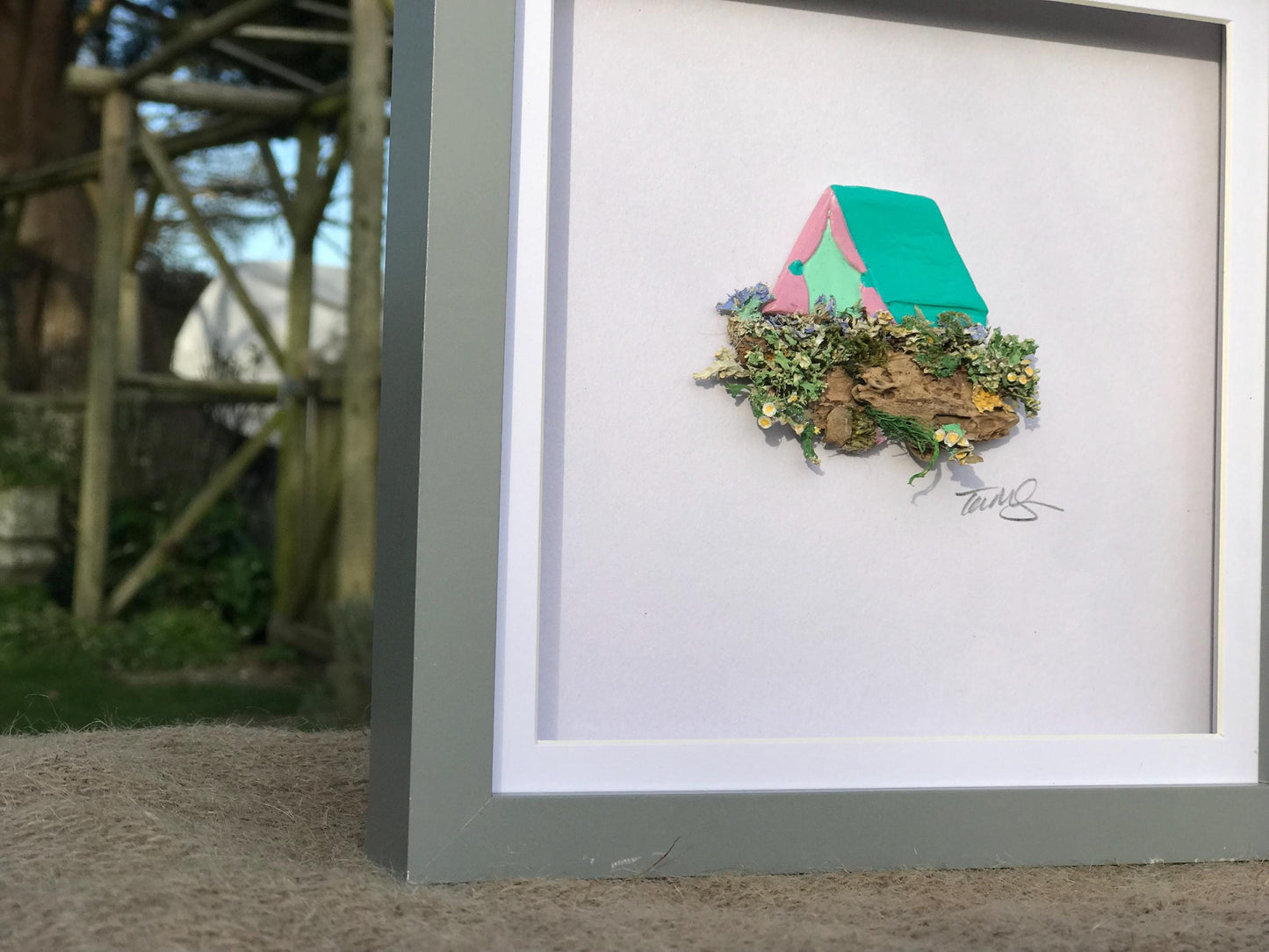 Handmade Traditional Tent Artwork – Clay & Driftwood (Box Framed 18x18cm)